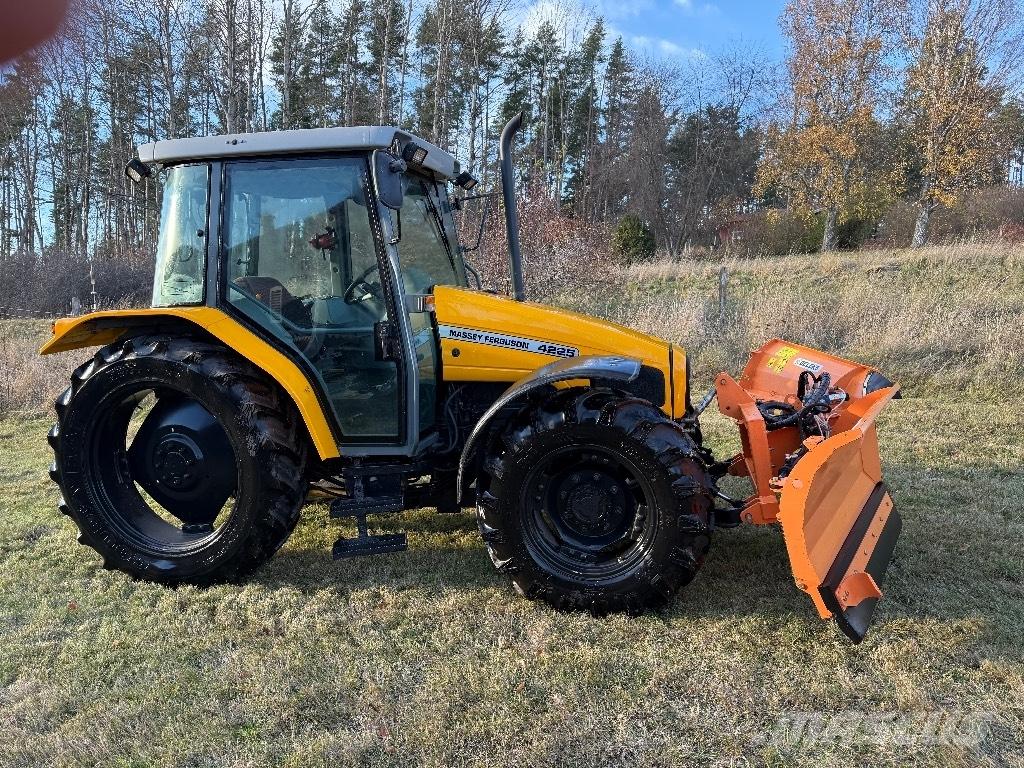 Massey Ferguson 4225 Trattori