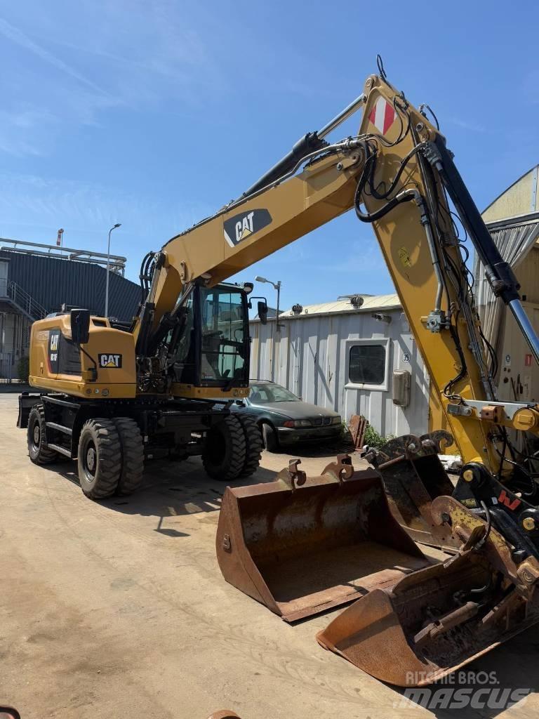CAT M 318 F Escavatori gommati