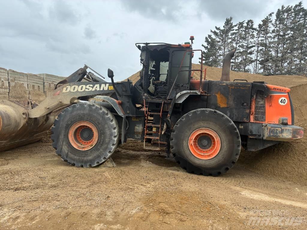 Doosan 420-5 Pale gommate