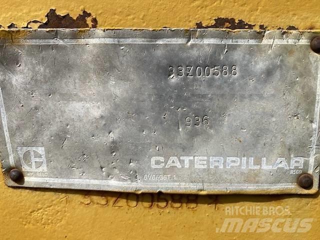 CAT 936 Pale gommate