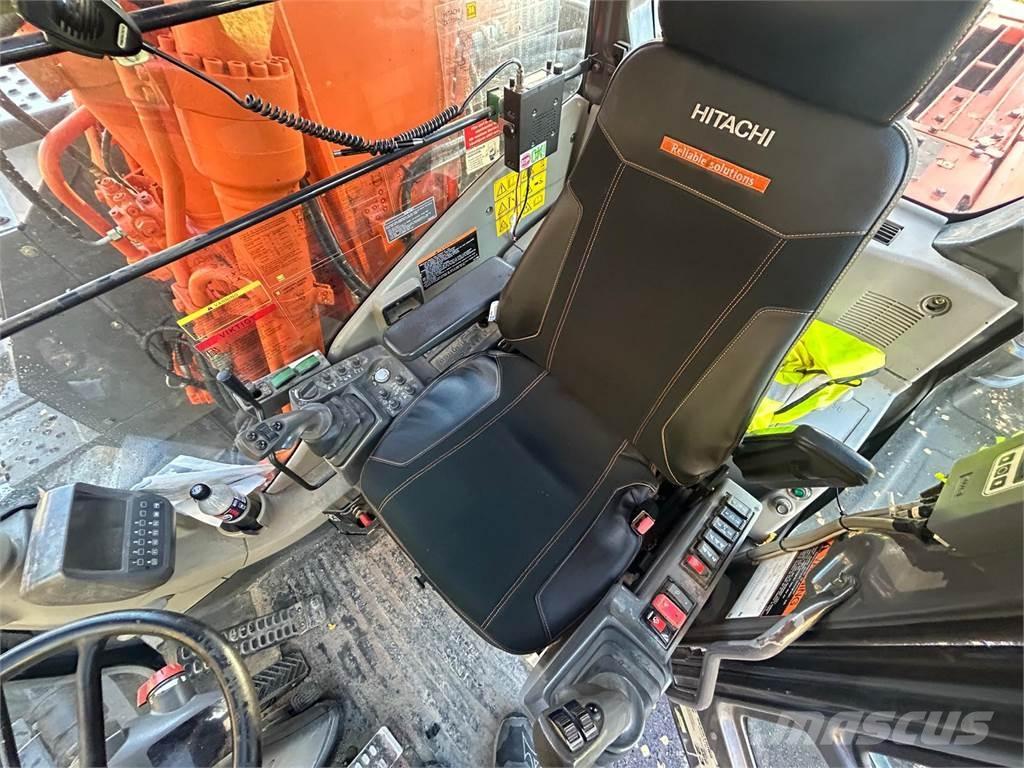 Hitachi ZX 170W-3 Escavatori gommati