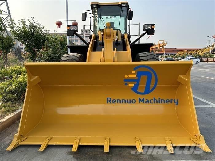 SDLG LG956L Pale gommate