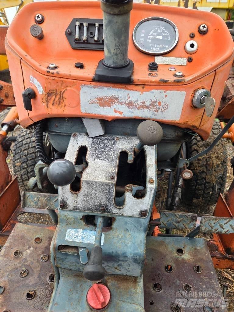 Kubota L 235 Trattori compatti
