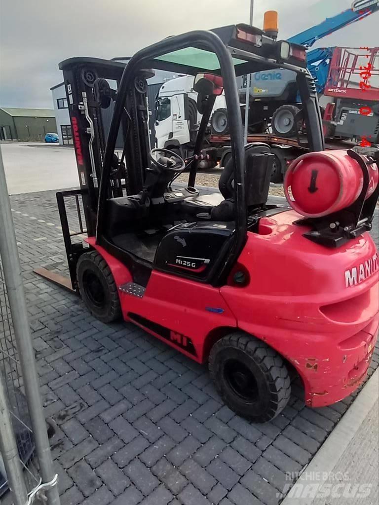 Manitou MI 25 G Carrelli elevatori GPL