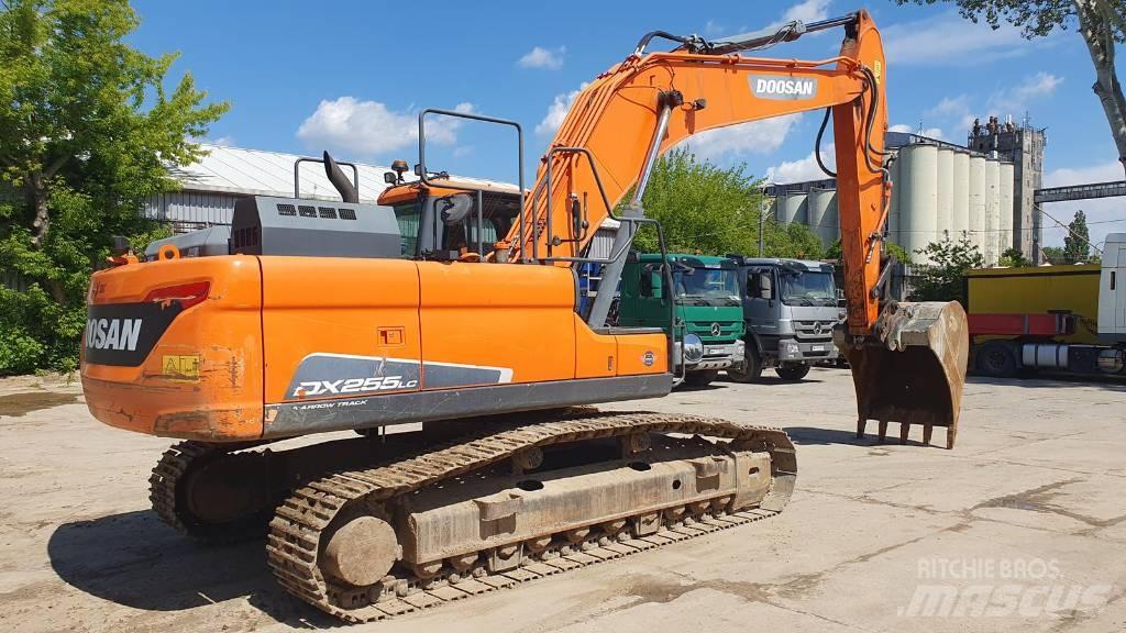 Doosan DX 255 LC-5 Escavatori cingolati