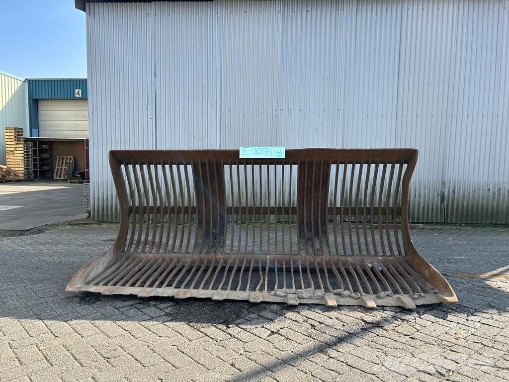  Onbekend UH-2700 Benne