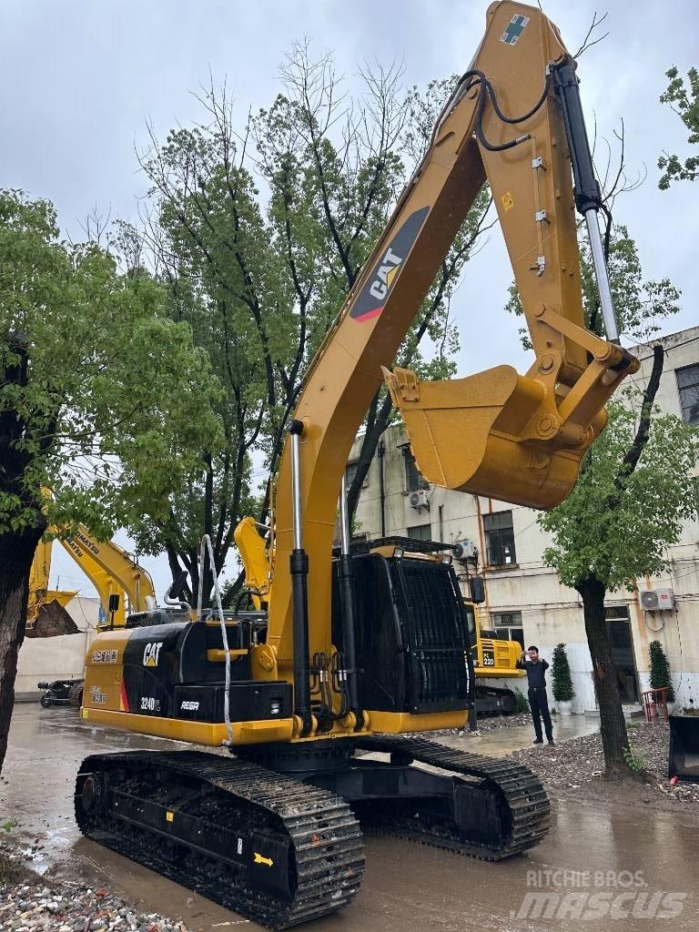 CAT CAT324D Escavatori medi 7t - 12t