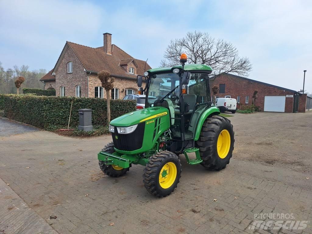John Deere 4049R Trattori compatti