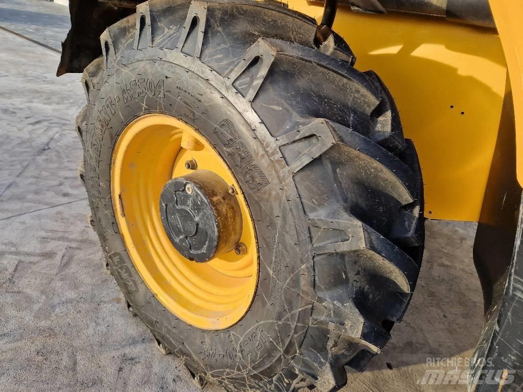 JCB 540-140  BC41 Sollevatori telescopici