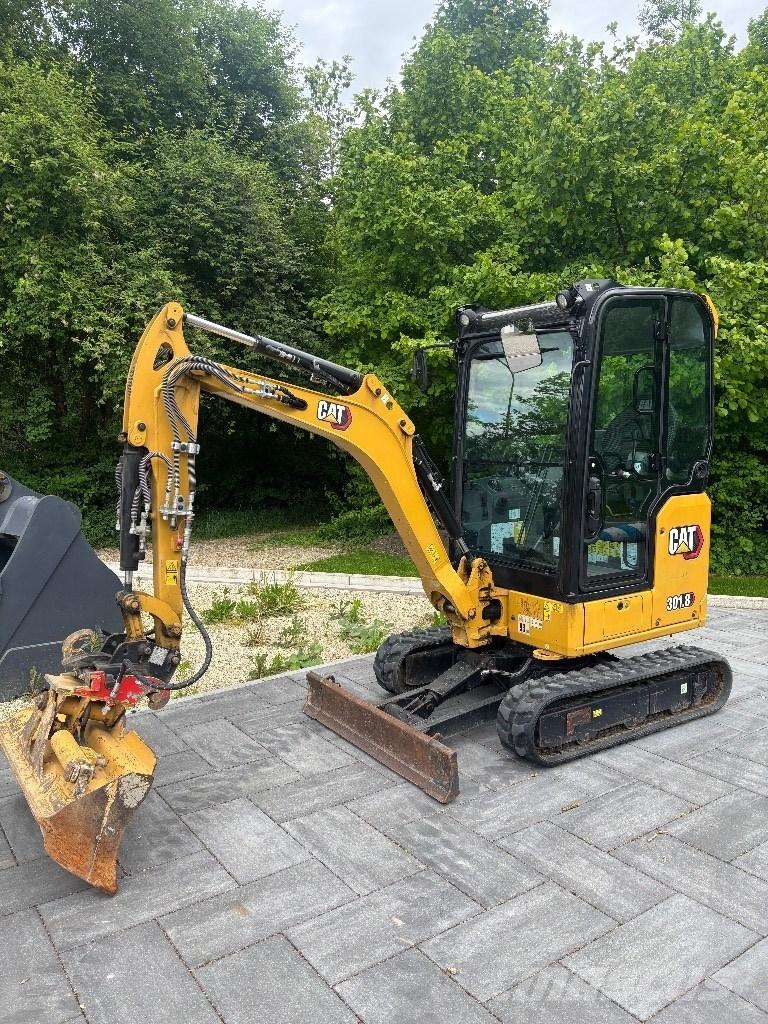 CAT 301.8 Miniescavatori