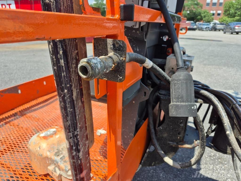 JLG 600 S Piattaforme a braccio telescopico