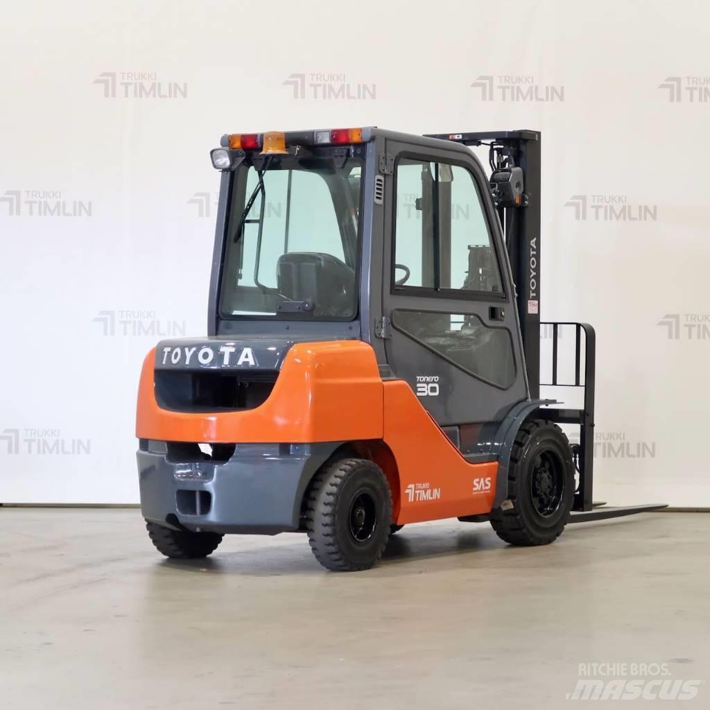 Toyota 02-8FDF30 Carrelli elevatori diesel