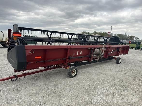 Case IH 1020 Testate per mietitrebbie