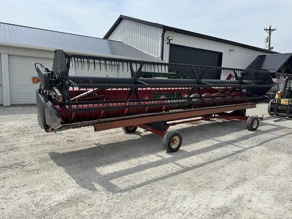 Case IH 1020 Testate per mietitrebbie