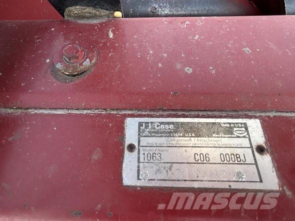 Case IH 1063 Testate per mietitrebbie