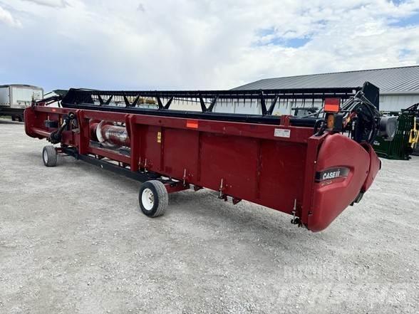 Case IH 3020 Testate per mietitrebbie