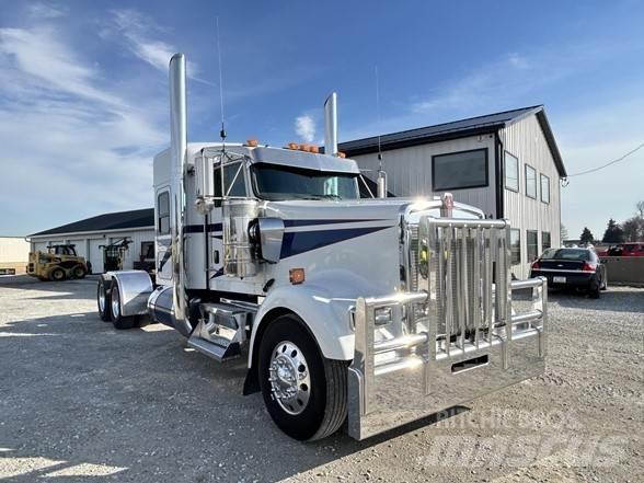 Kenworth W900L Motrici e Trattori Stradali
