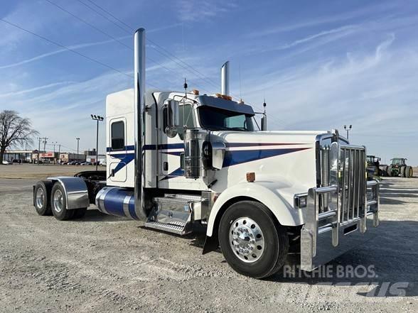 Kenworth W900L Motrici e Trattori Stradali
