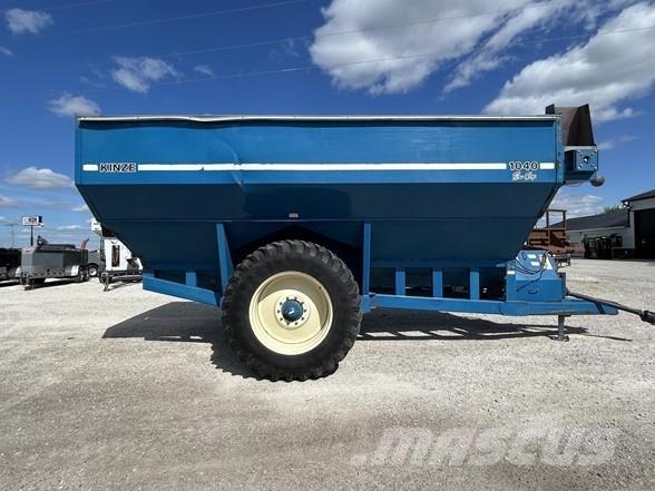Kinze 1040 Carri per la granella