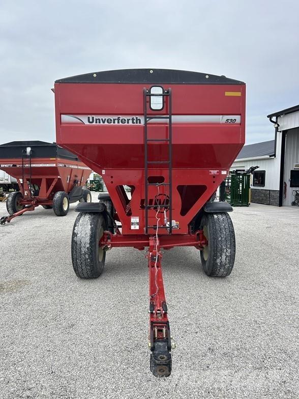 UNVERFERTH 530 Carri per la granella
