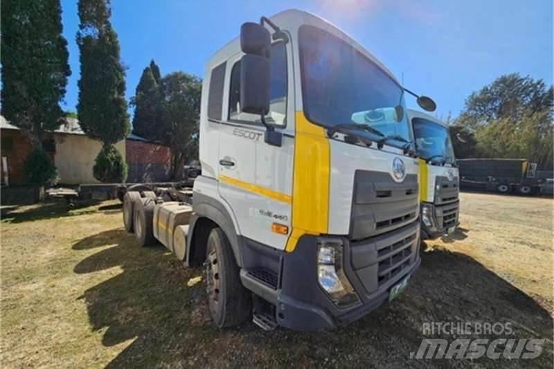 UD TRUCKS QUESTER Camion altro