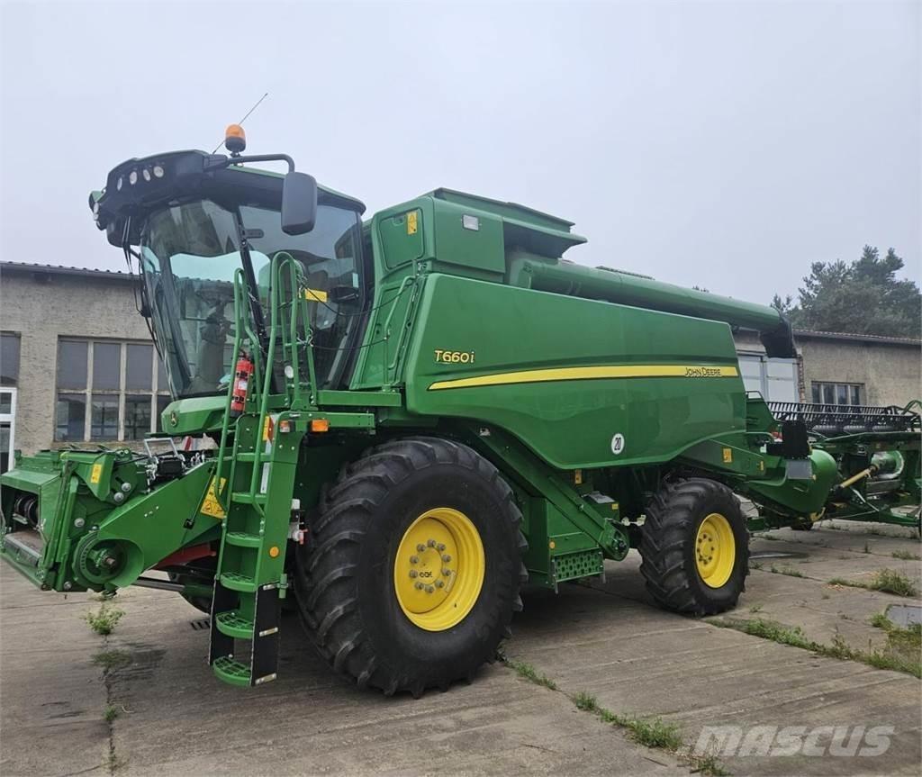 John Deere T 660i Mietitrebbiatrici