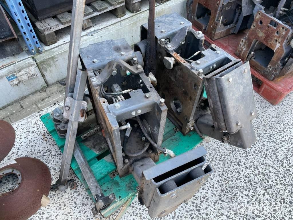 Bomag BF 700 C-2 Finitrici