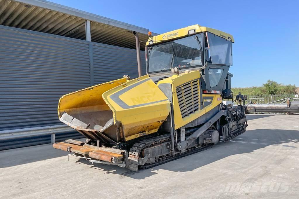 Bomag BF 700 C-2 Finitrici