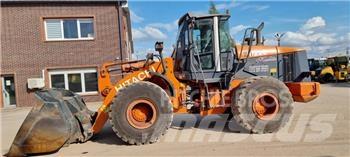 Hitachi ZW 220 Pale gommate