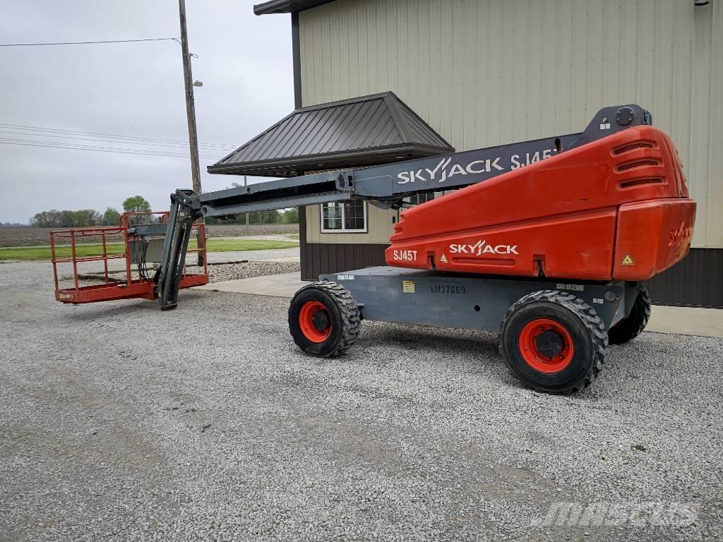 SkyJack SJ 45 T Piattaforme a braccio telescopico