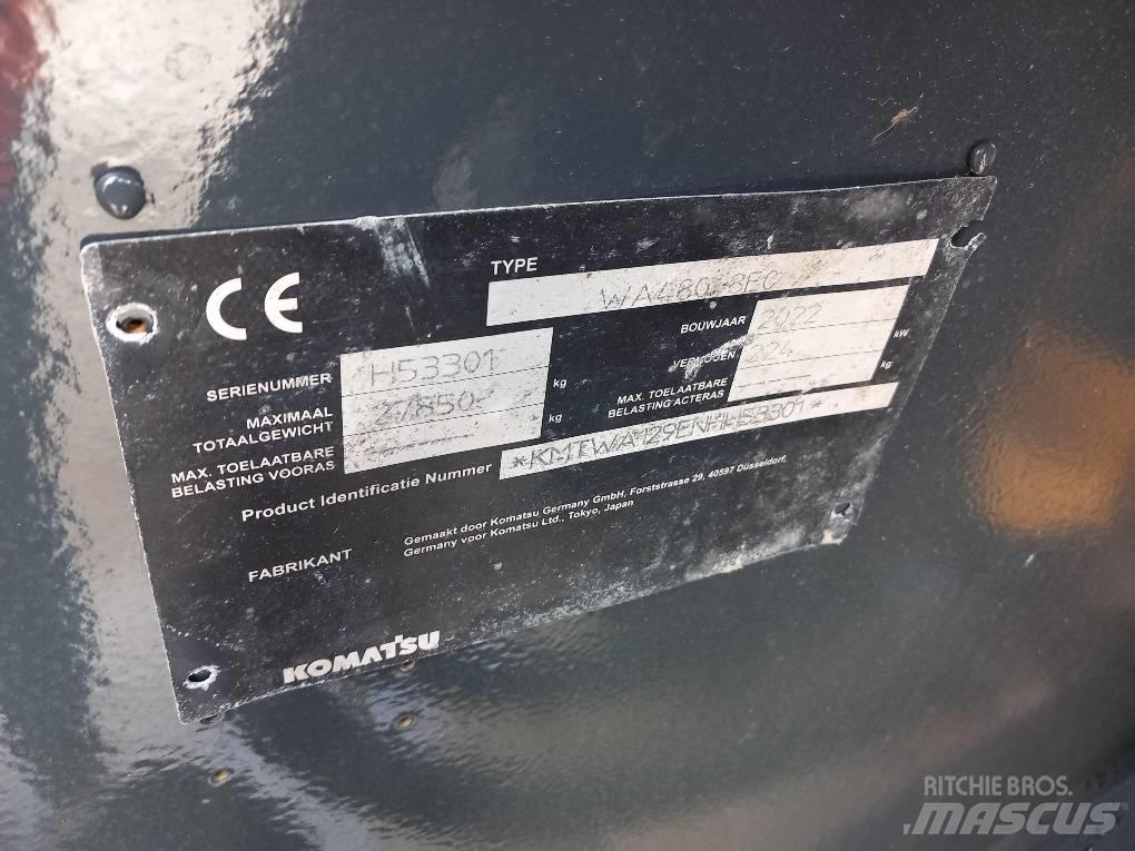 Komatsu WA480-8 Pale gommate