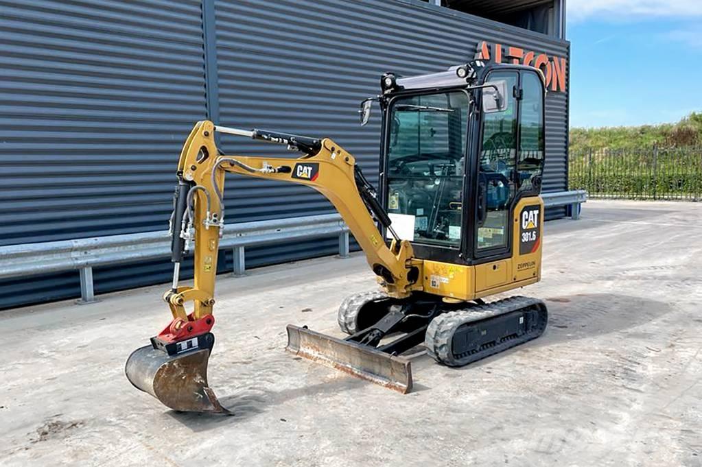 CAT 301.6-05 A Miniescavatori