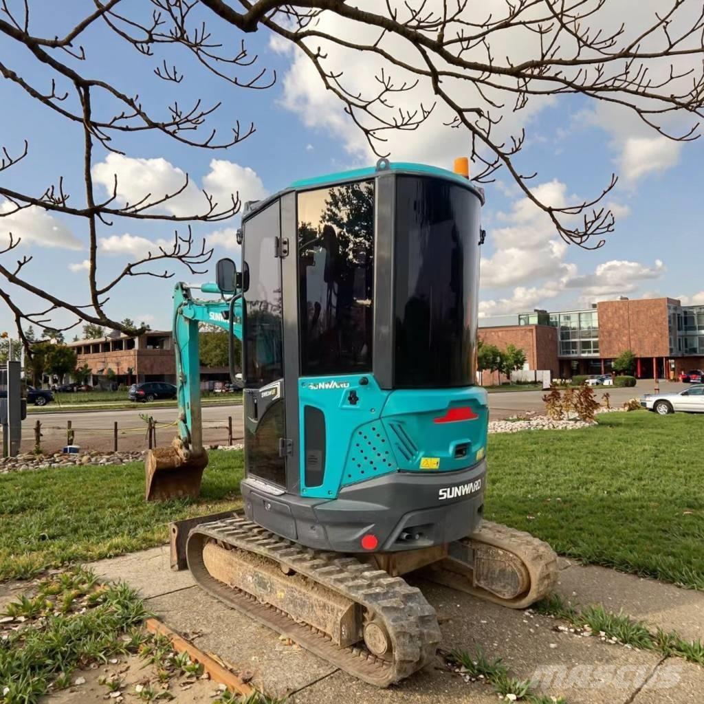 Sunward SWE 25 UF Miniescavatori