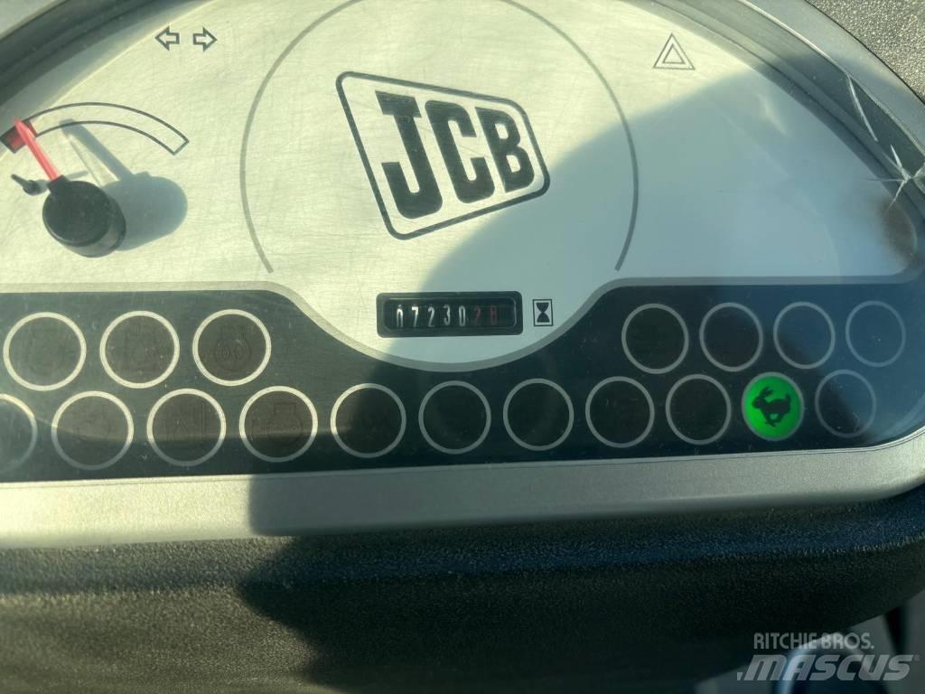 JCB 406 Pale gommate