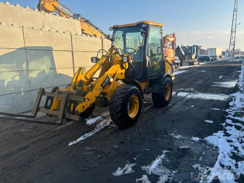 JCB 406 Pale gommate