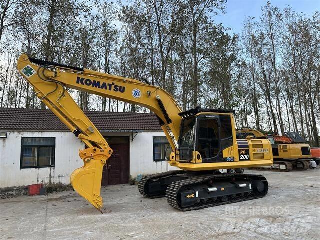 Komatsu PC 200-8 Escavatori cingolati