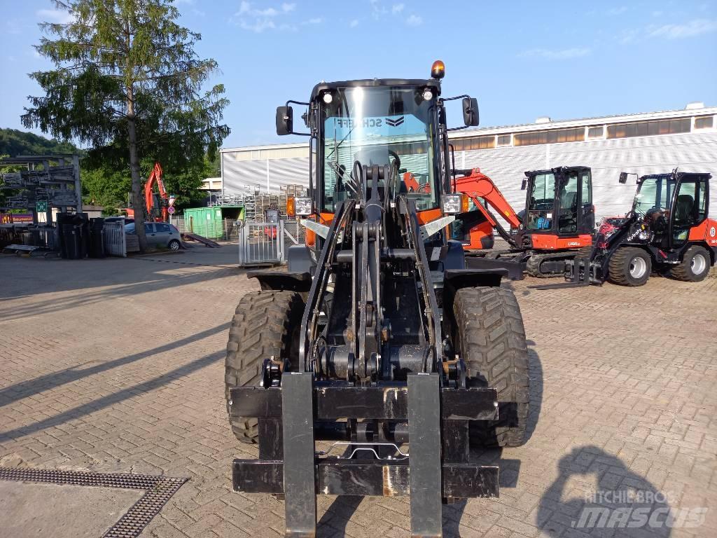 Schaeff TL100 Pale gommate
