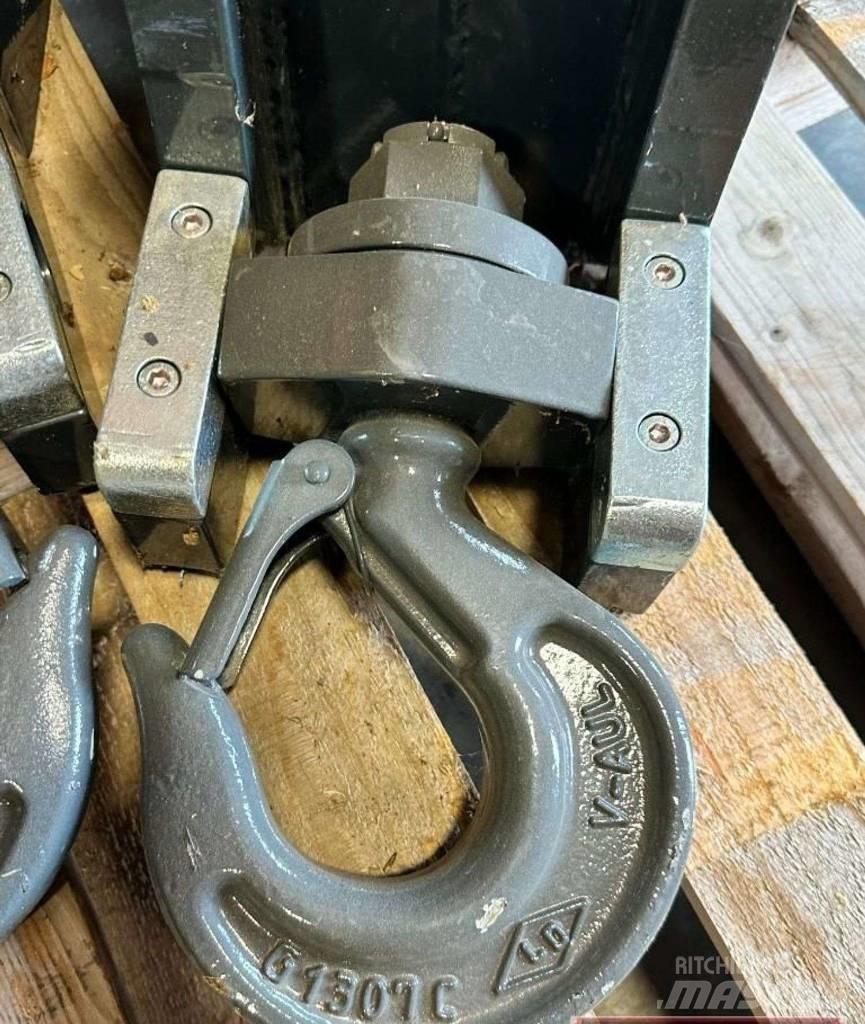 Merlo crane hook Pali
