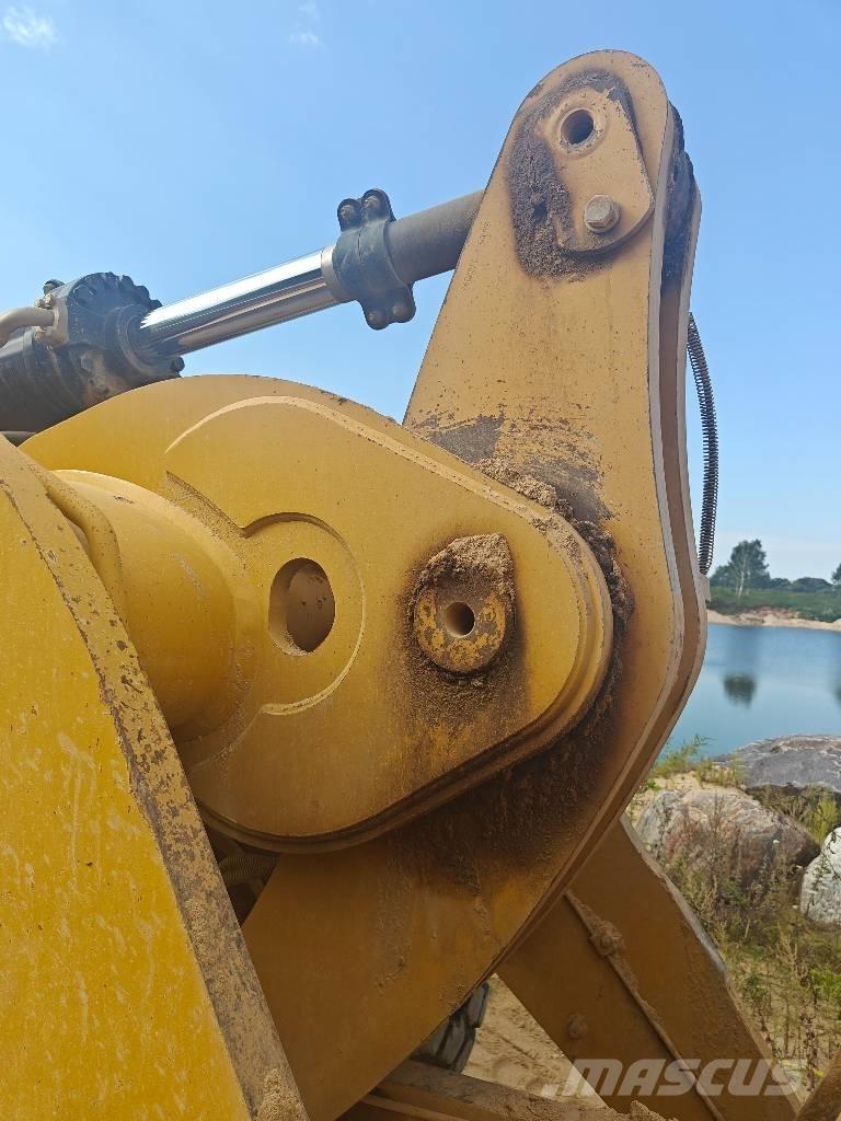 CAT 950 GC Pale gommate