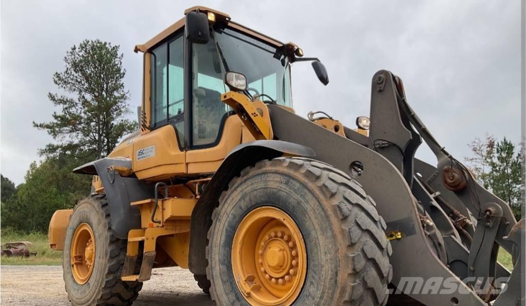 Volvo L 90 H Pale gommate