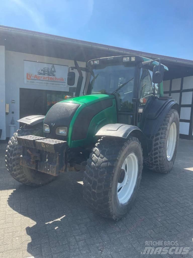 Valtra N 141 Trattori