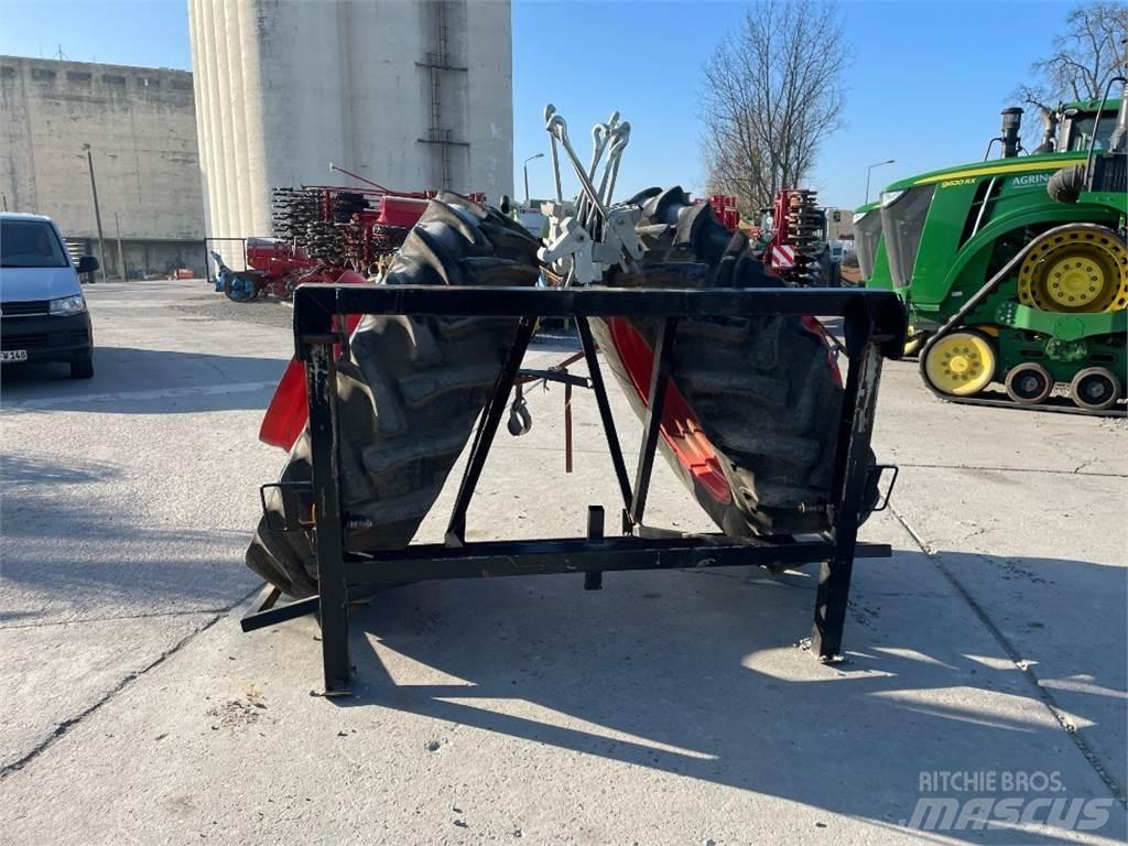 Stomil 20.8 R 38 Pneumatici, ruote e cerchioni