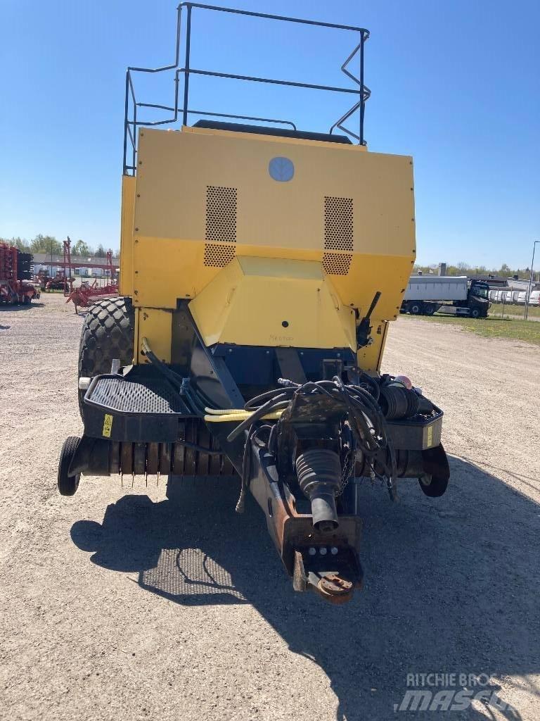 New Holland BB 980 Presse quadre
