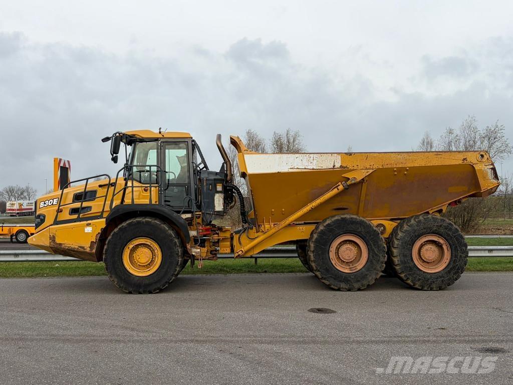 Bell B30E Dumpers articolati