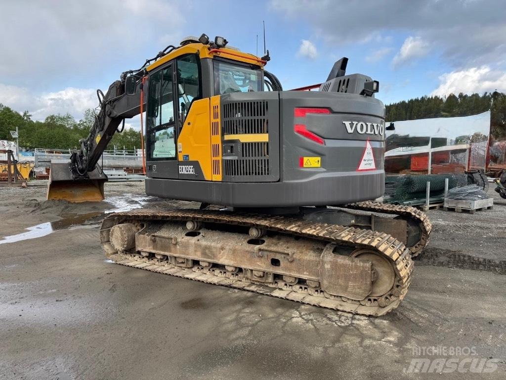 Volvo ECR 235 E Escavatori cingolati
