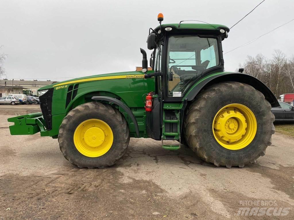 John Deere 8370R Trattori