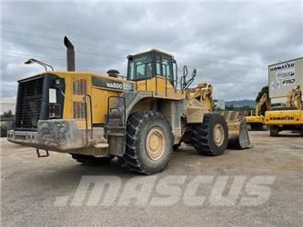 Komatsu WA 600-6 Pale gommate