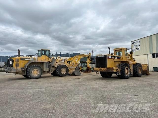 Komatsu WA 600-6 Pale gommate