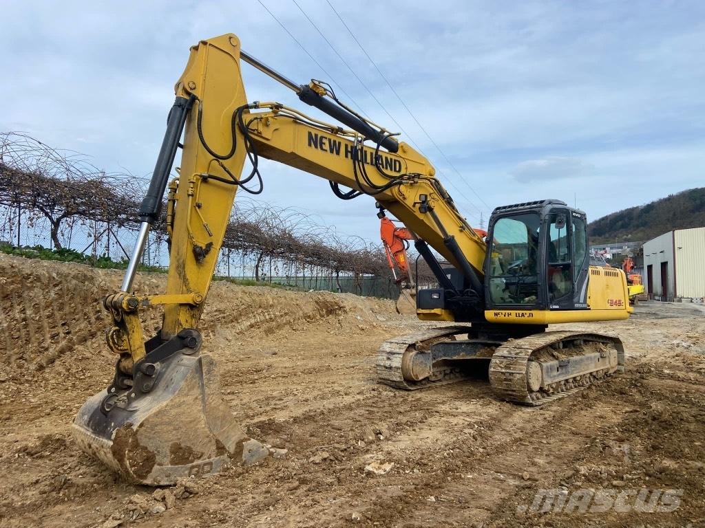 New Holland E245 Escavatori cingolati