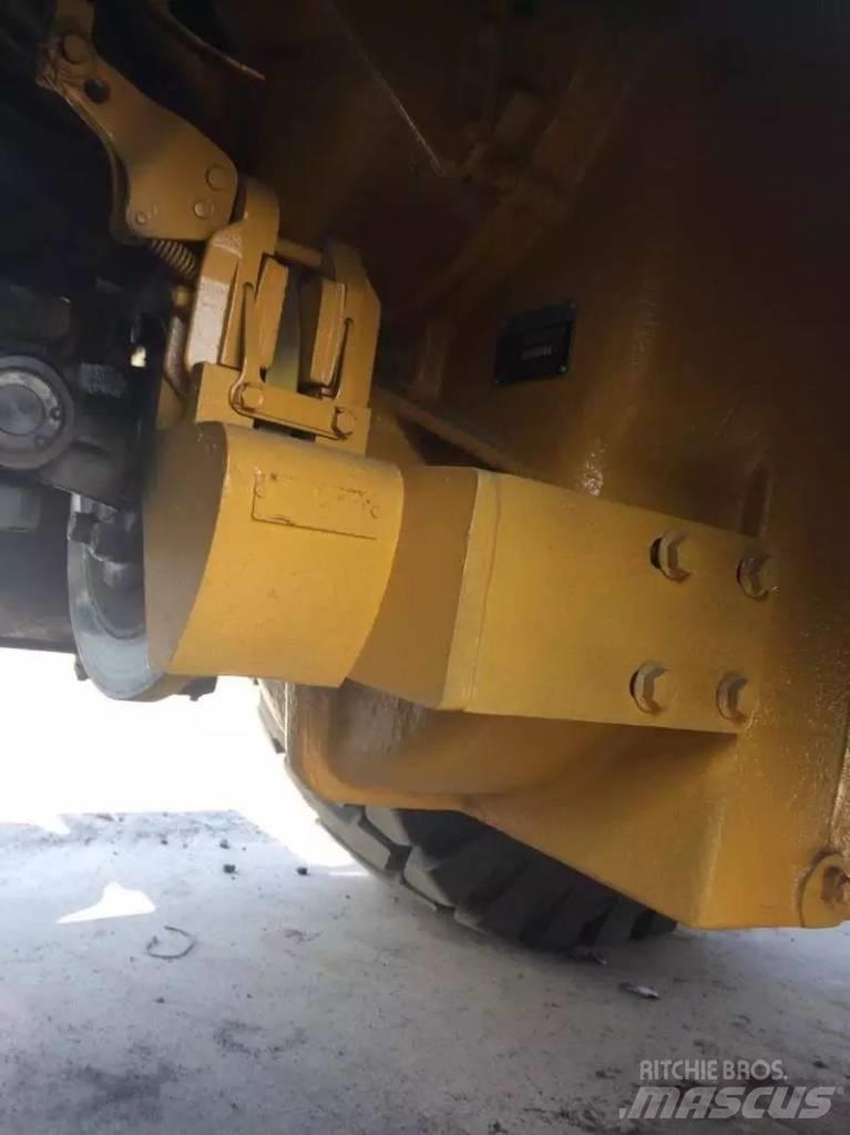 SDLG LG953 Pale gommate
